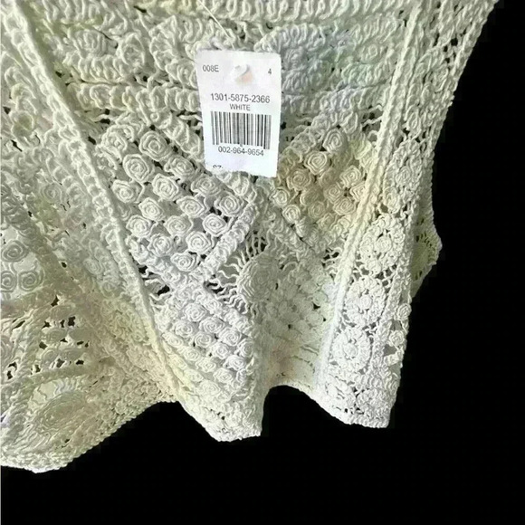 Julia by Love J White Cropped Crochet Top with Sun Design Women’s Size L Large - Picture 8 of 8